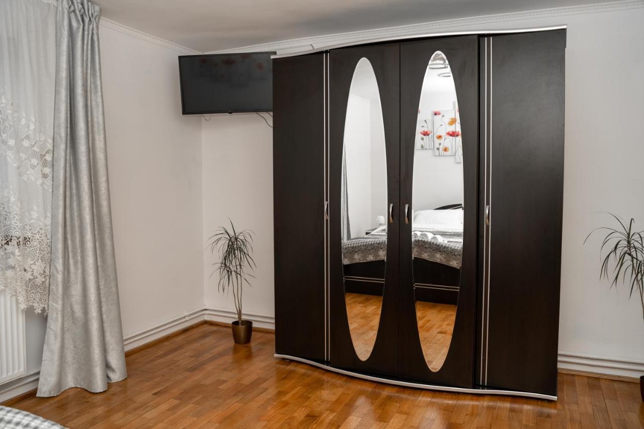 Apartament Panoramic La Casa In Comuna Răşinari Екстериор снимка